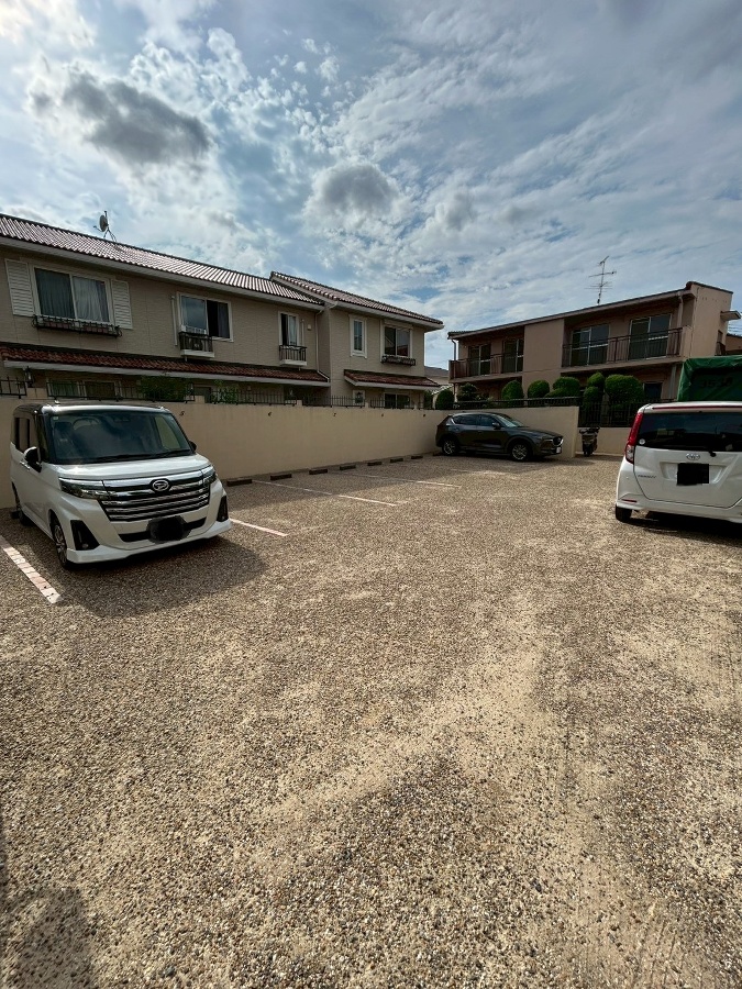 駐車場 写真5