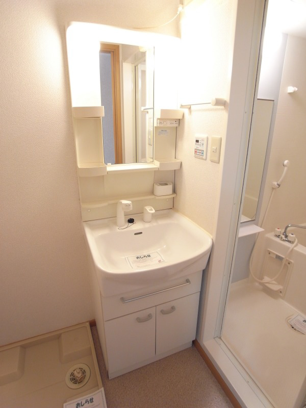 洗面所 ※反転タイプの間取写真です。 写真6