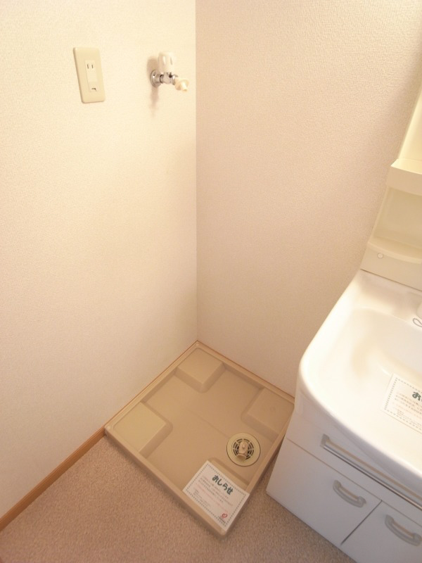 ※反転タイプの間取写真です。 写真15