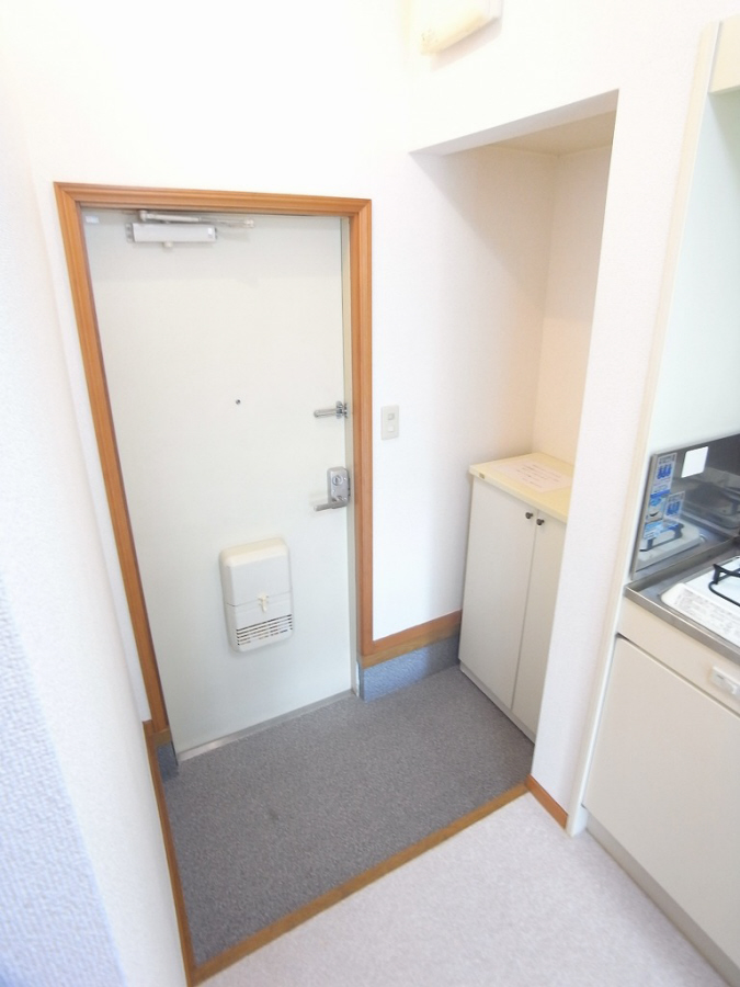 玄関 別の部屋の写真です。 写真7