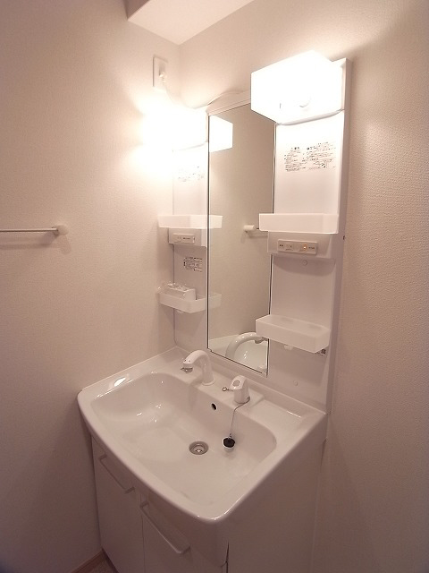 洗面所 別の部屋の写真です。 写真4