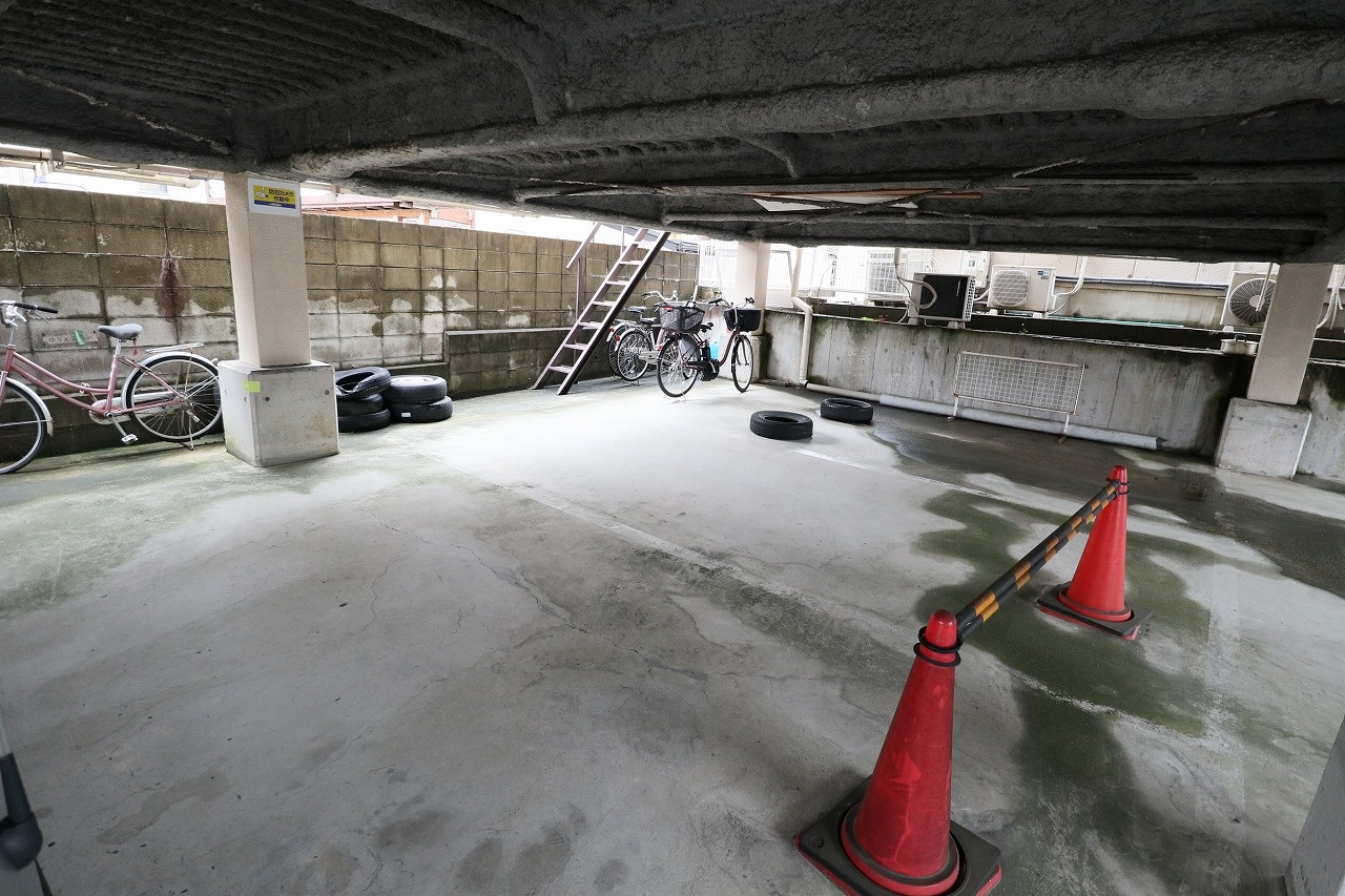 駐車場 写真3