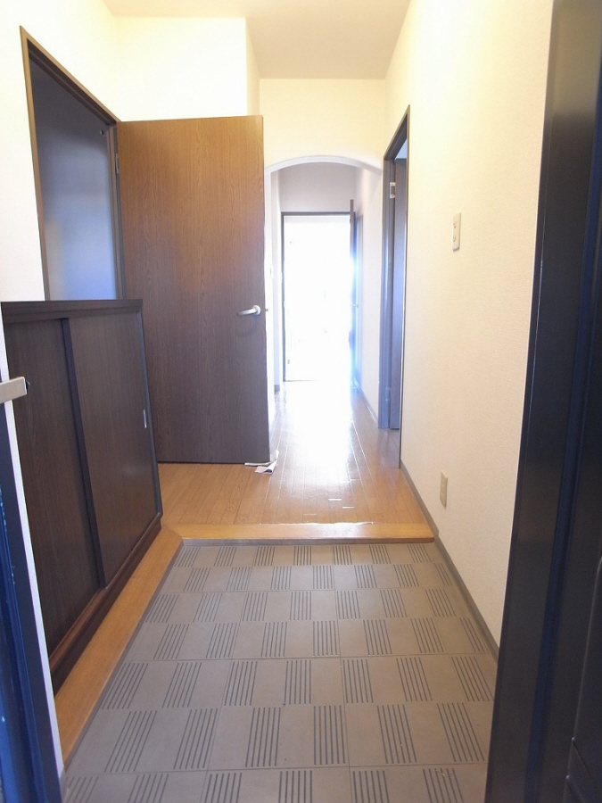 玄関 ※別号室の写真です 写真7