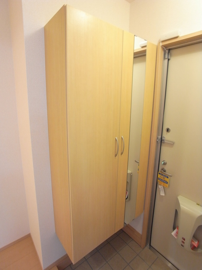 玄関 ※イメージ写真です。 写真5