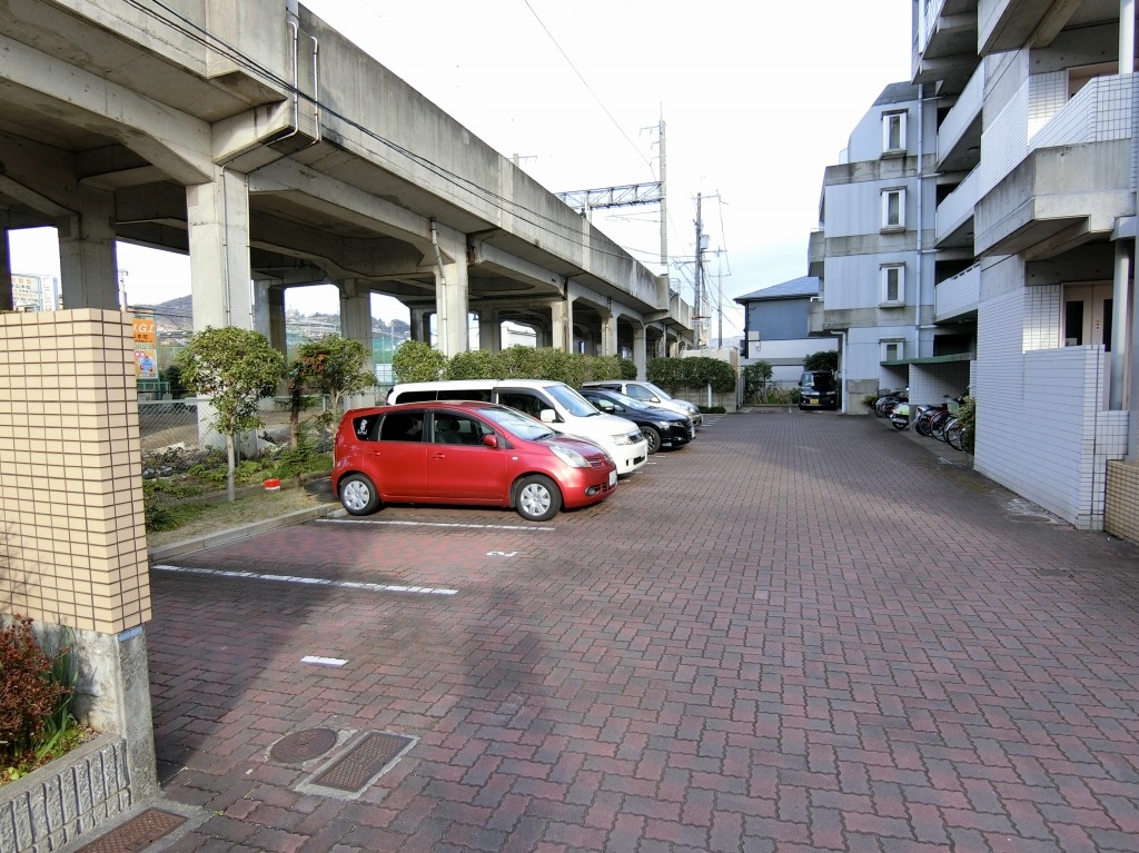 駐車場 写真13