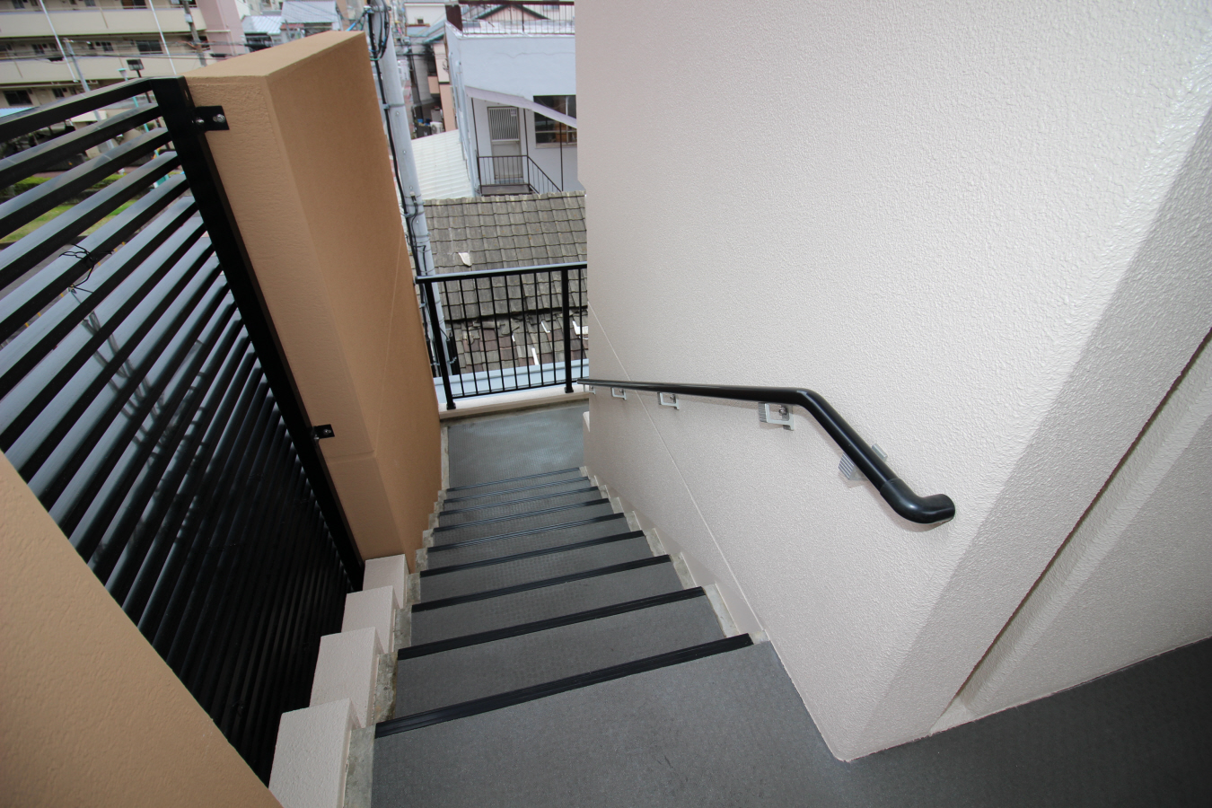 敷地内/建物 写真4