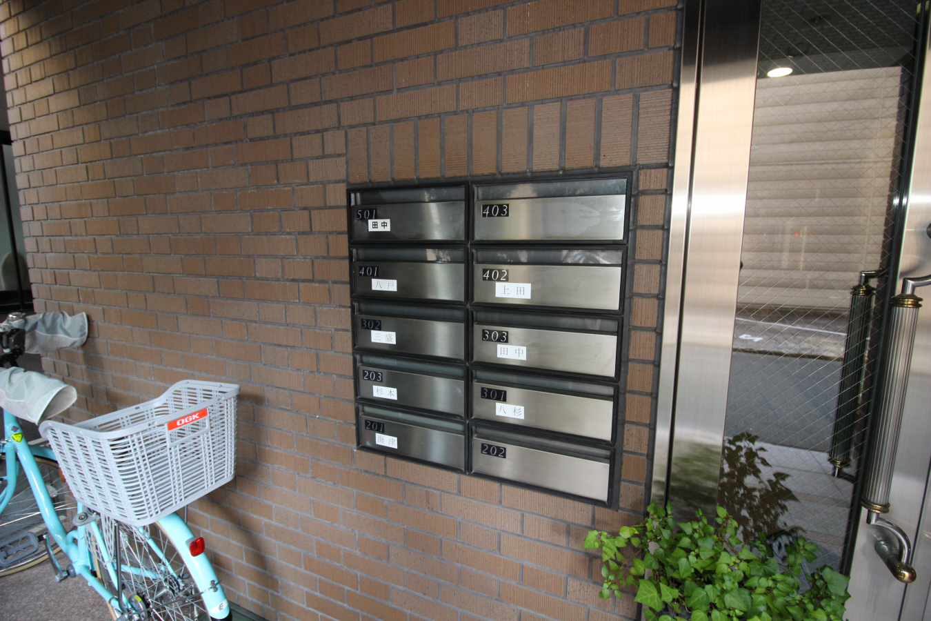 エントランス 写真17