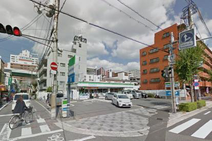 ファミリーマートまで80m (徒歩1分) 写真25