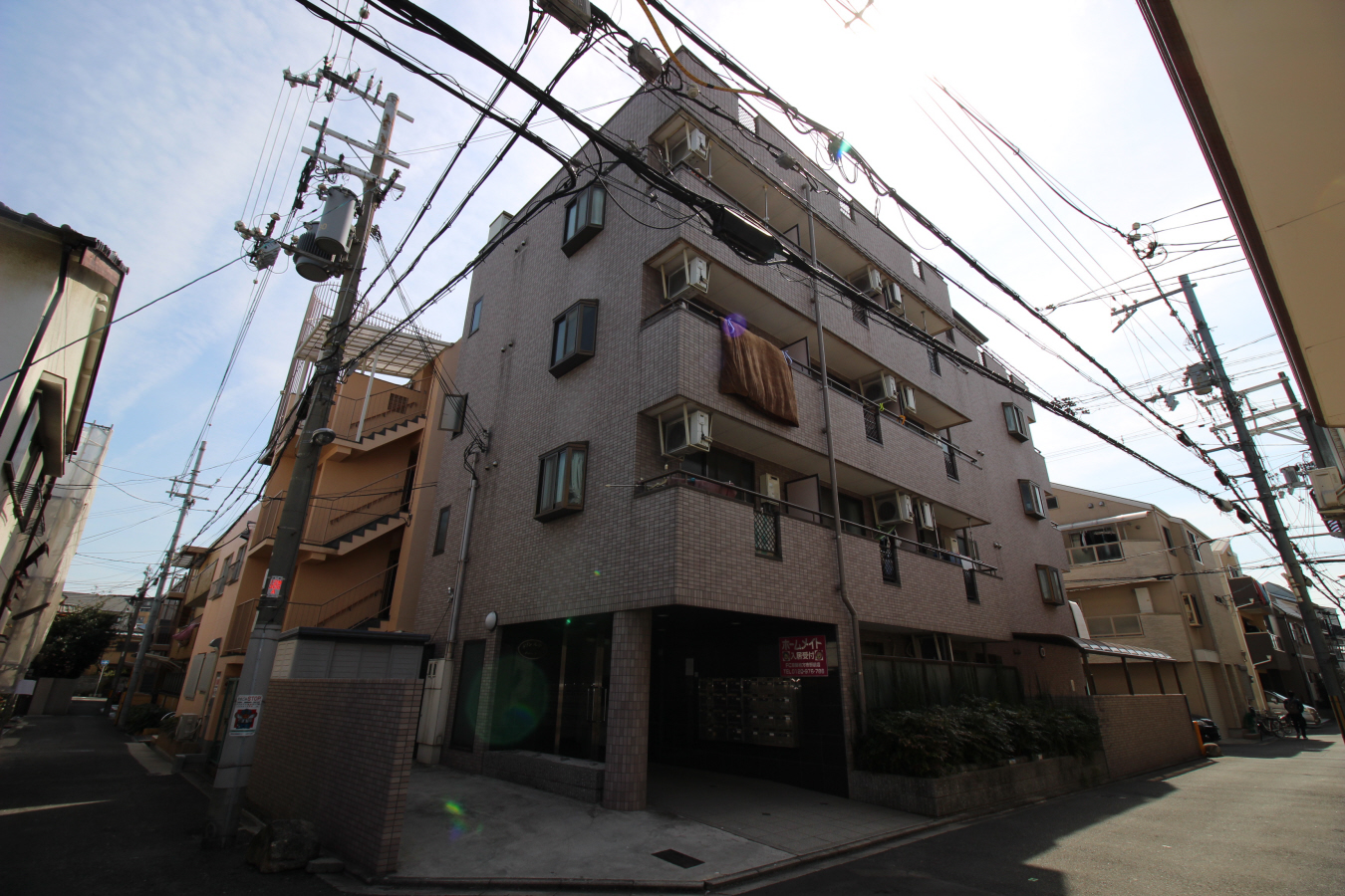 メゾンルボア