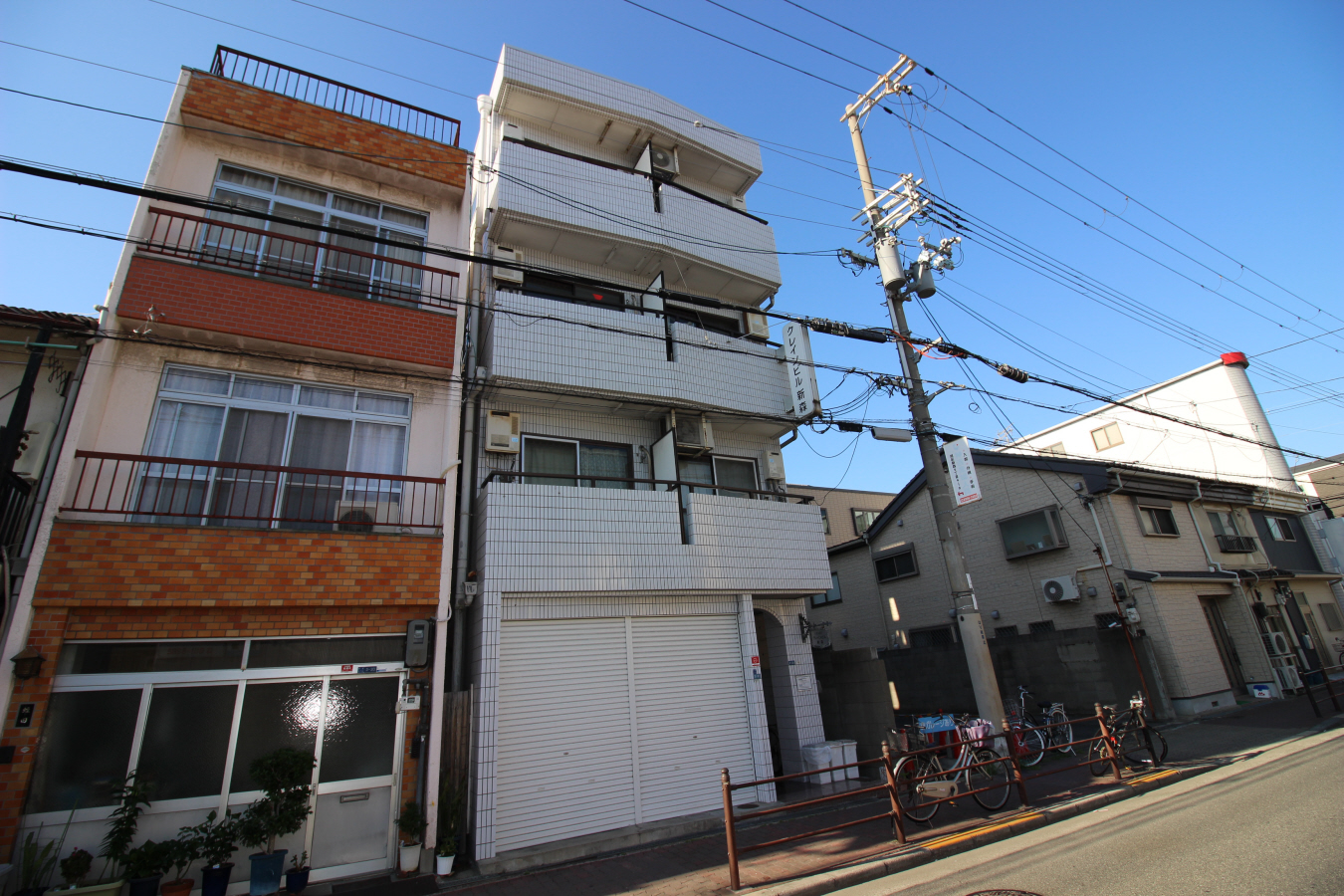 クレインビル新森