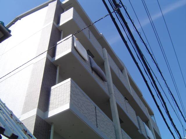 La・coste壱番館