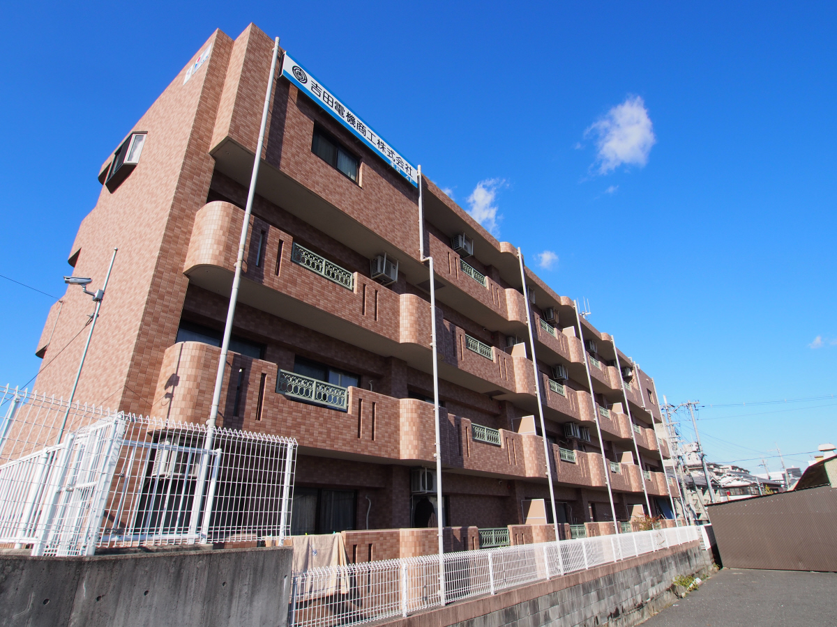 ルミエールヨシダ