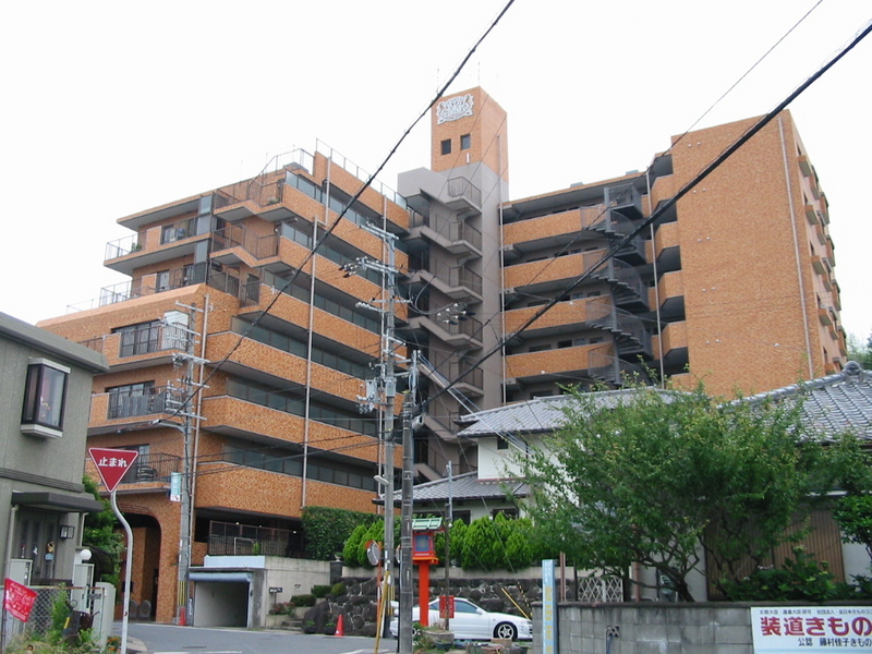 ライオンズマンション学園前第２