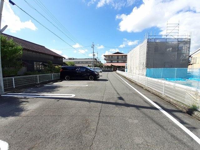 駐車場 写真13