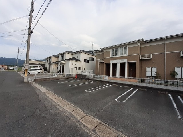 駐車場 写真13