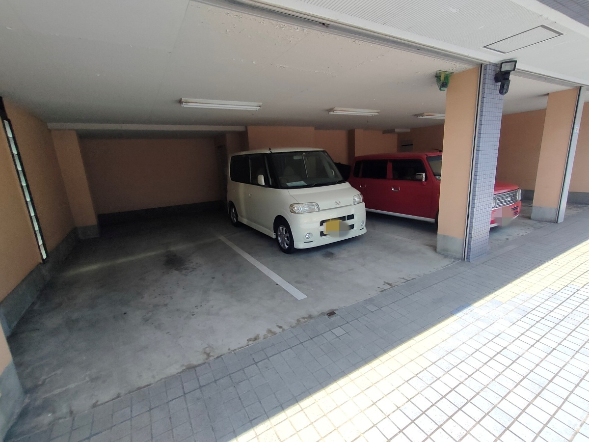 駐車場 写真15