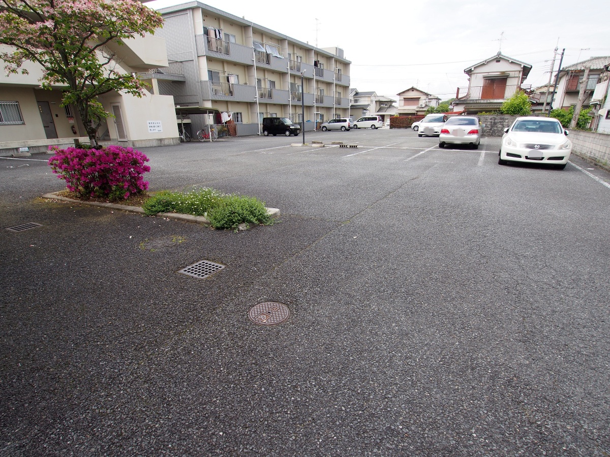 駐車場 写真12