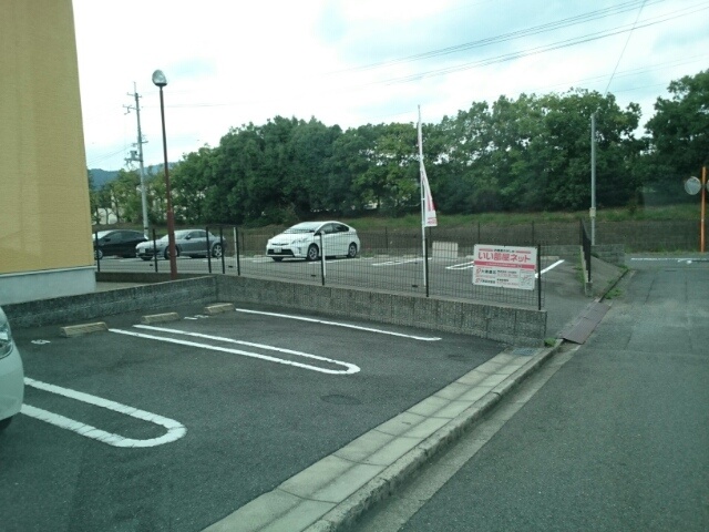 駐車場 写真12