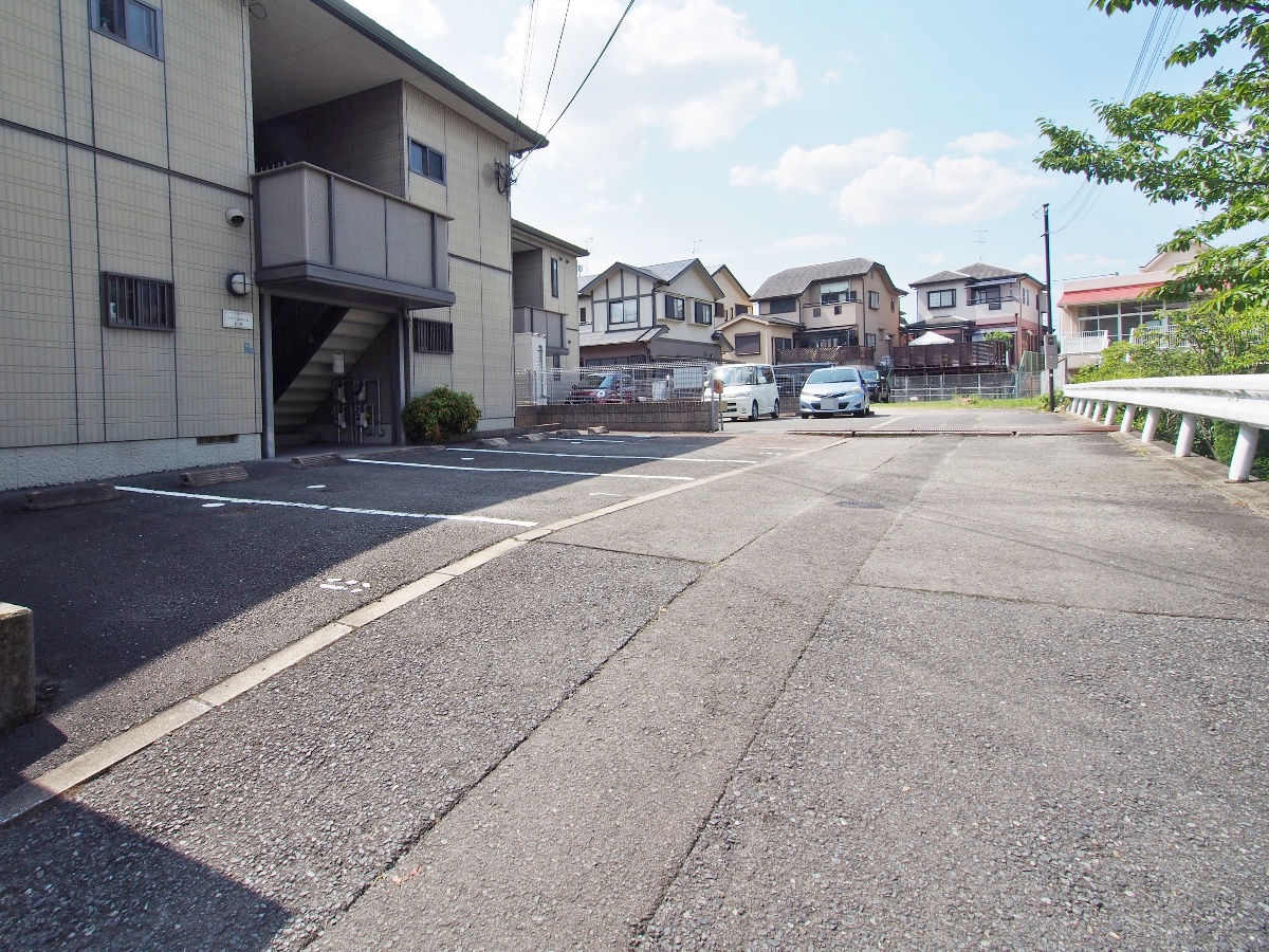 駐車場 写真4