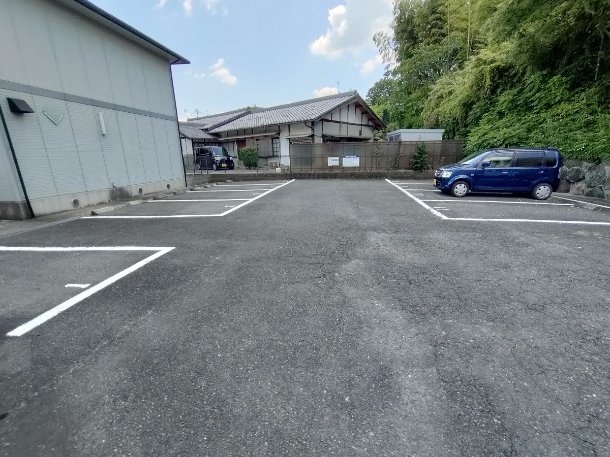 駐車場 写真4