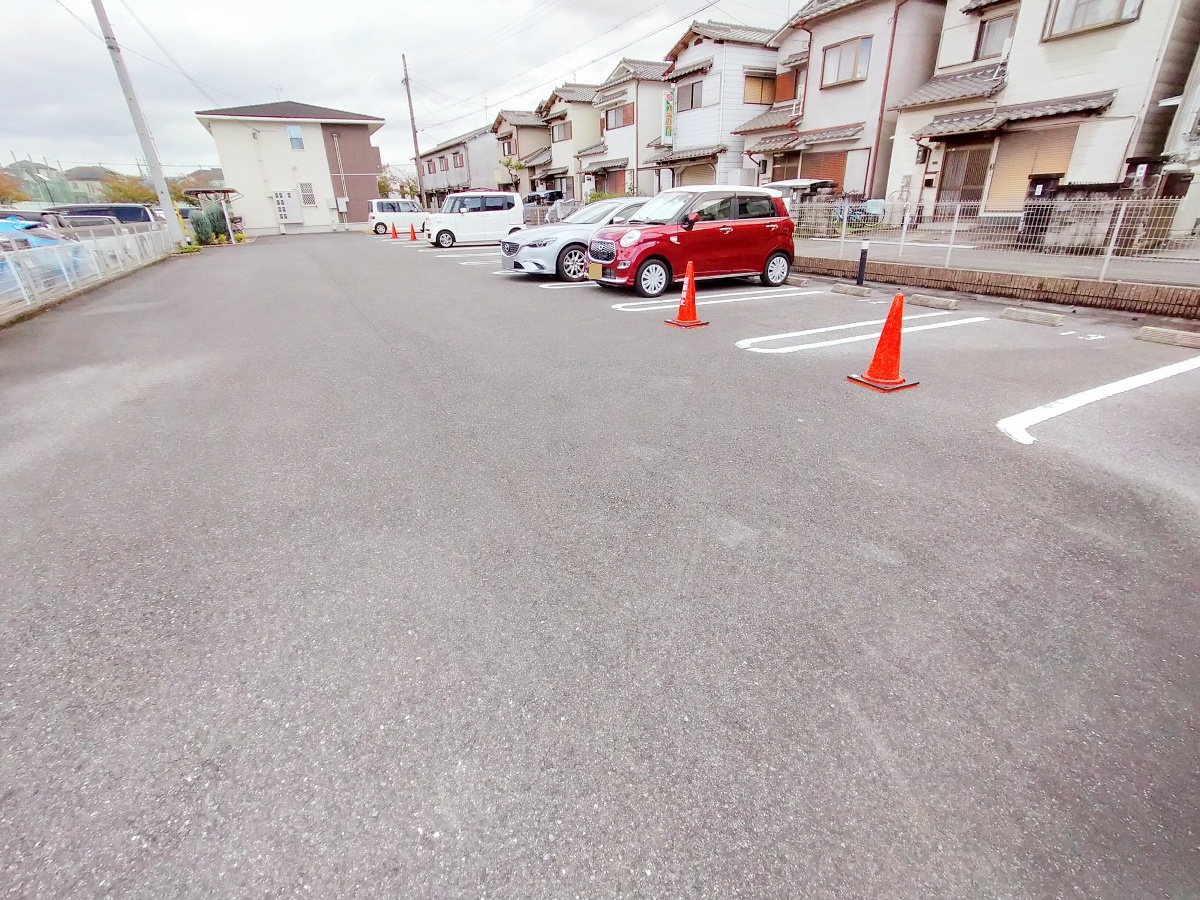 駐車場 写真17