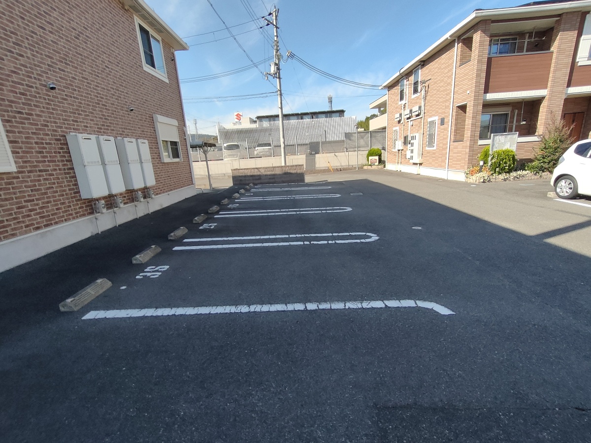 駐車場 写真15