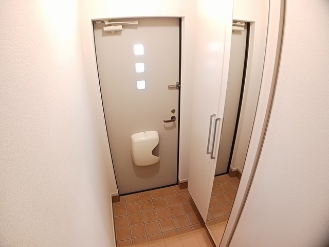 玄関 写真4