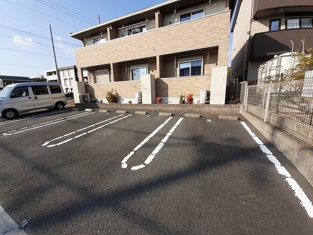 駐車場 写真3