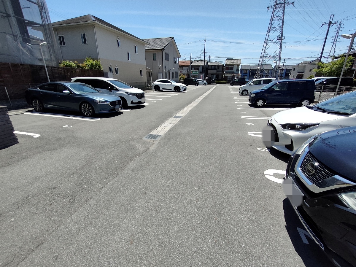 駐車場 写真14