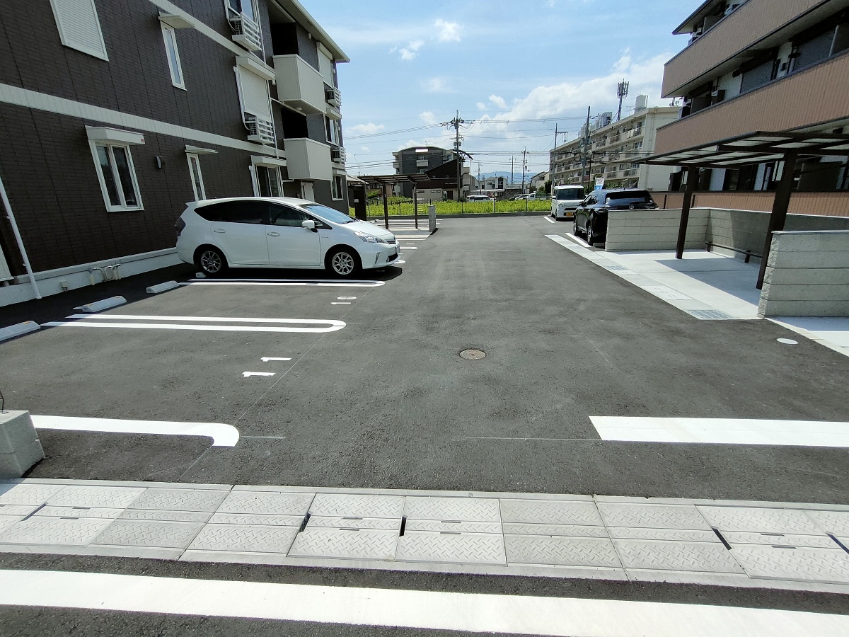 駐車場 写真16