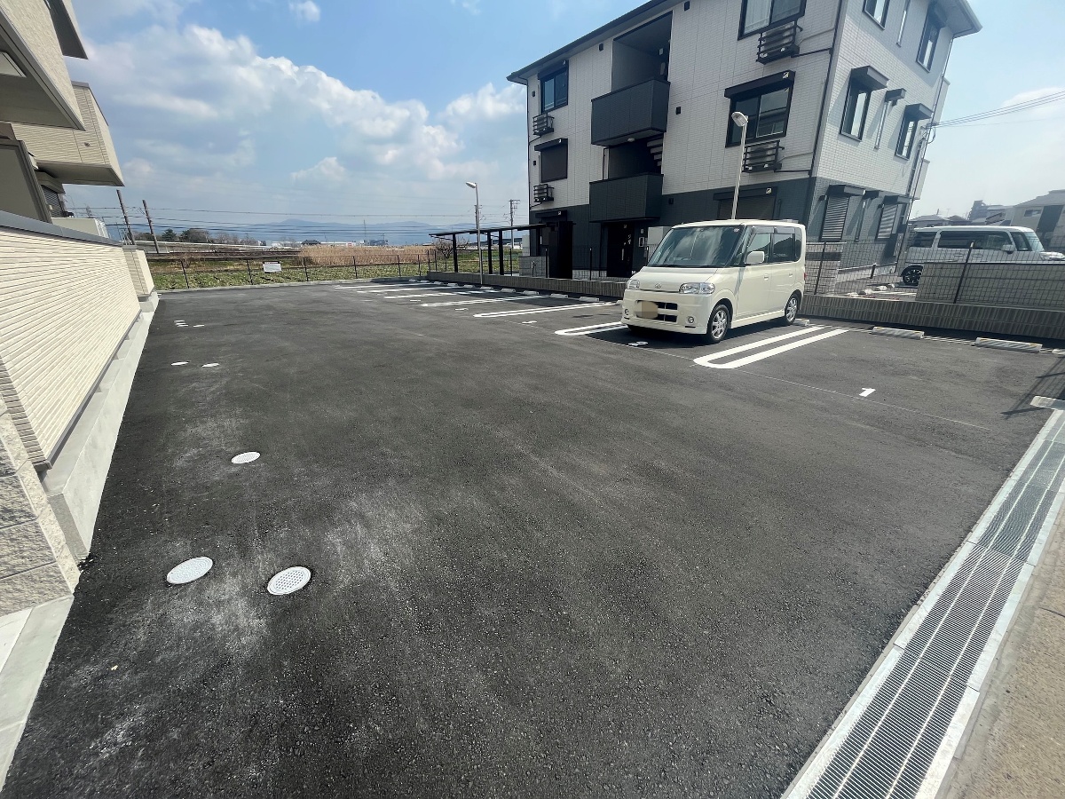 駐車場 写真6