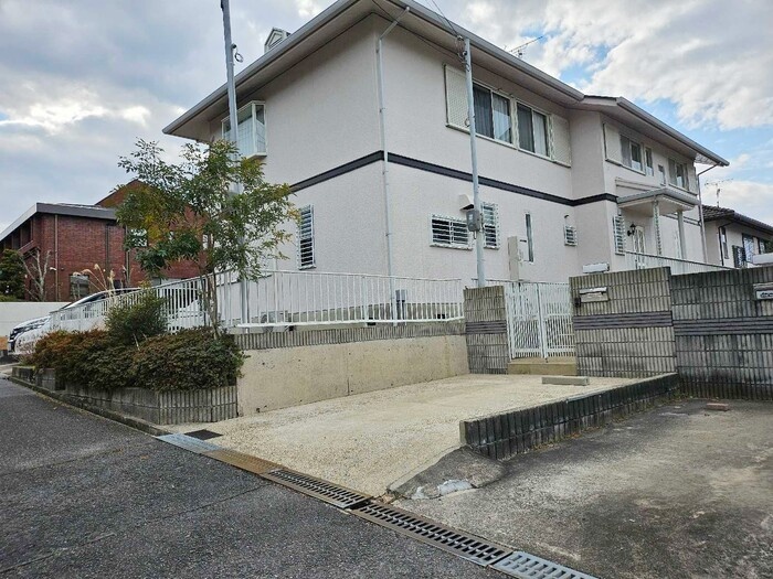 ウッディーシャルマン高の原20