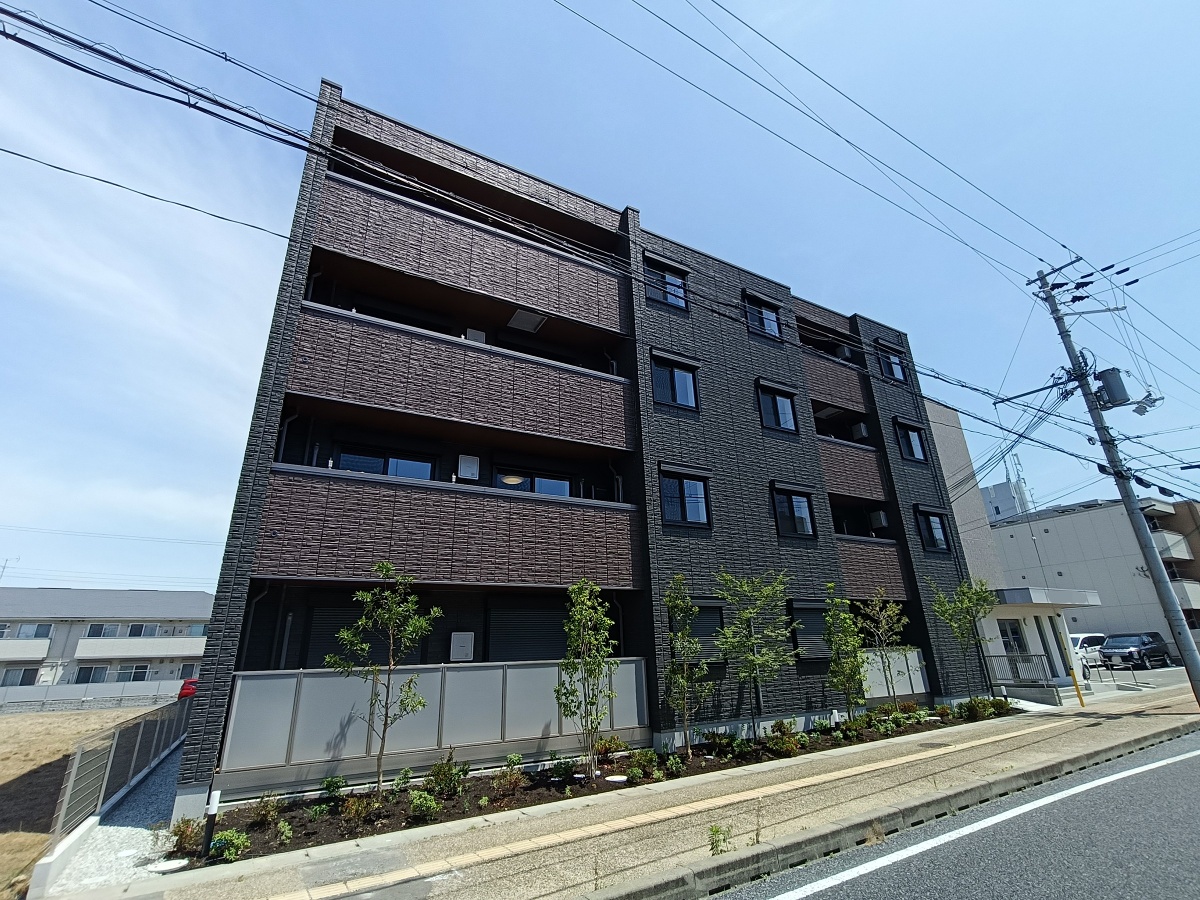 シャーメゾン　オークルート奈良