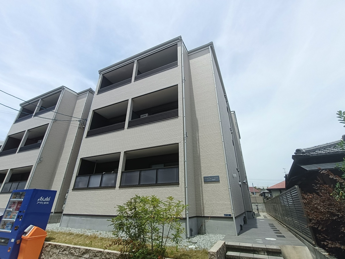 グラシアスコート学園前EAST