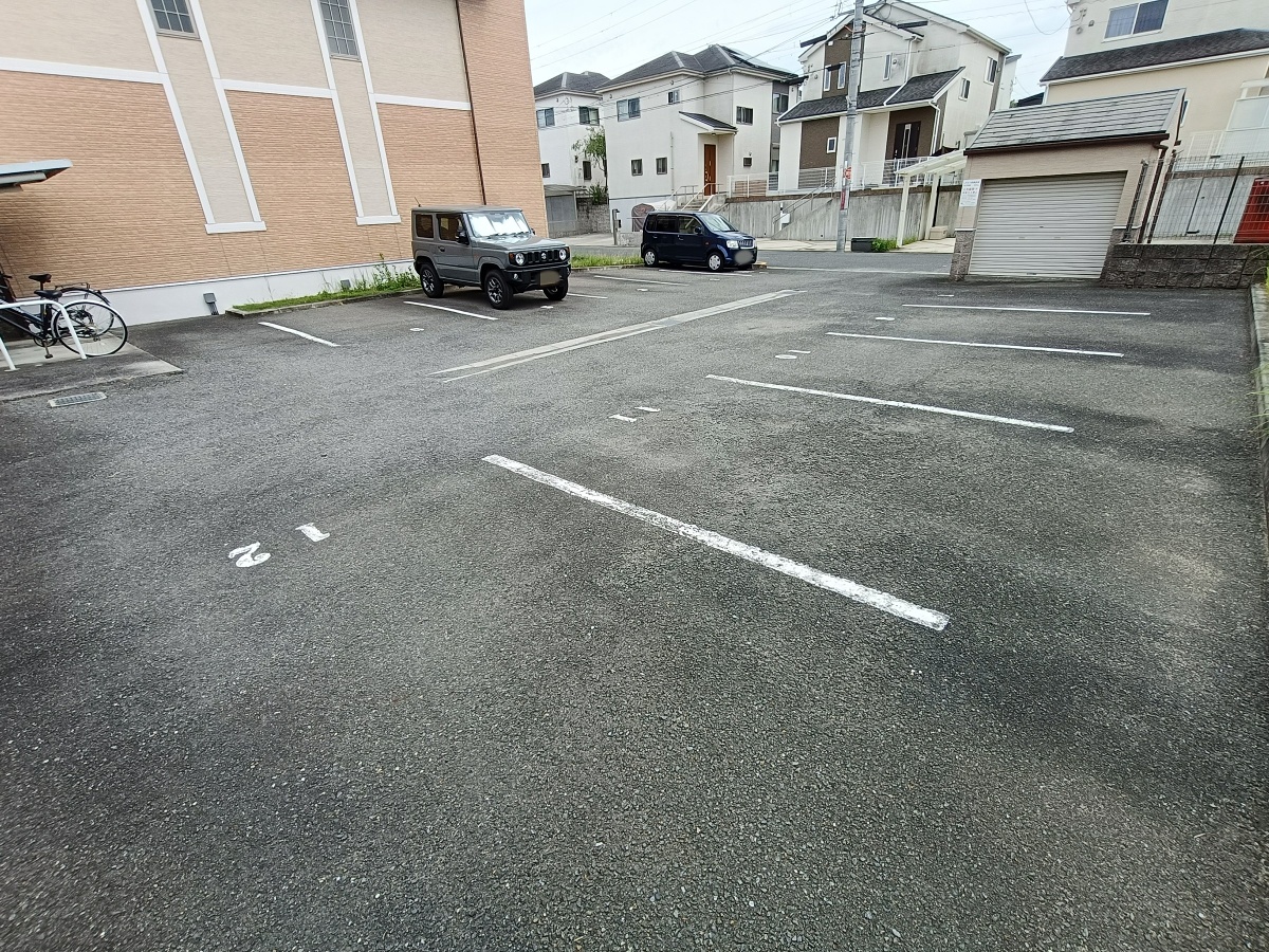 駐車場 写真14