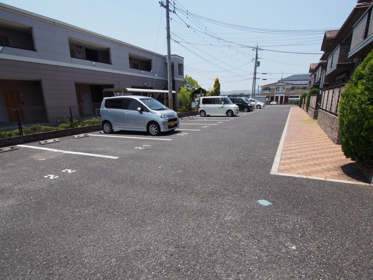 駐車場 写真15