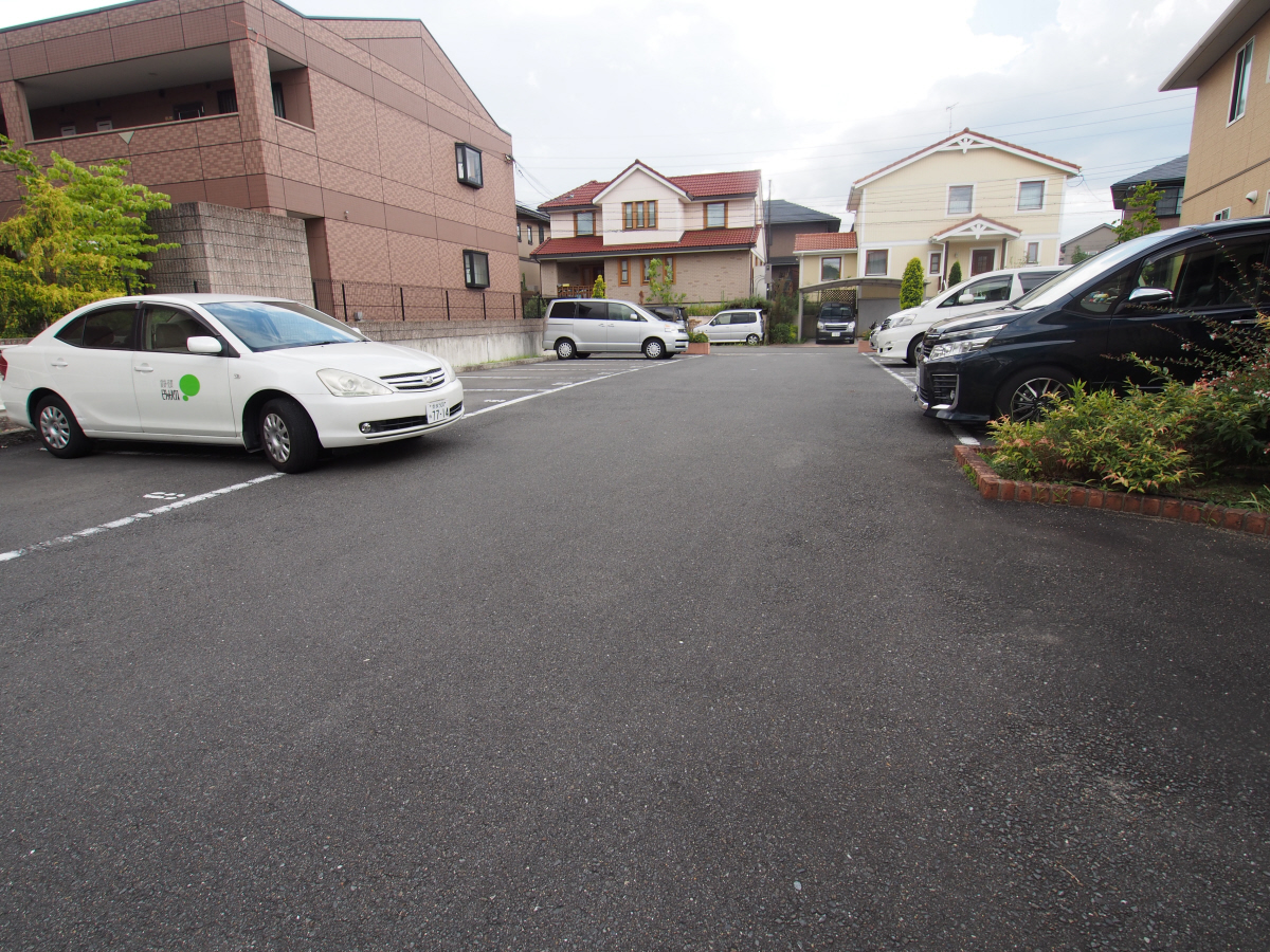 駐車場 写真15