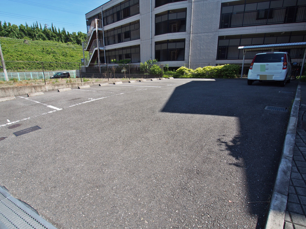 駐車場 写真15