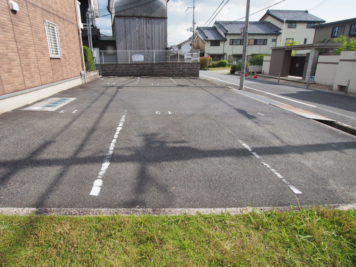 駐車場 写真15