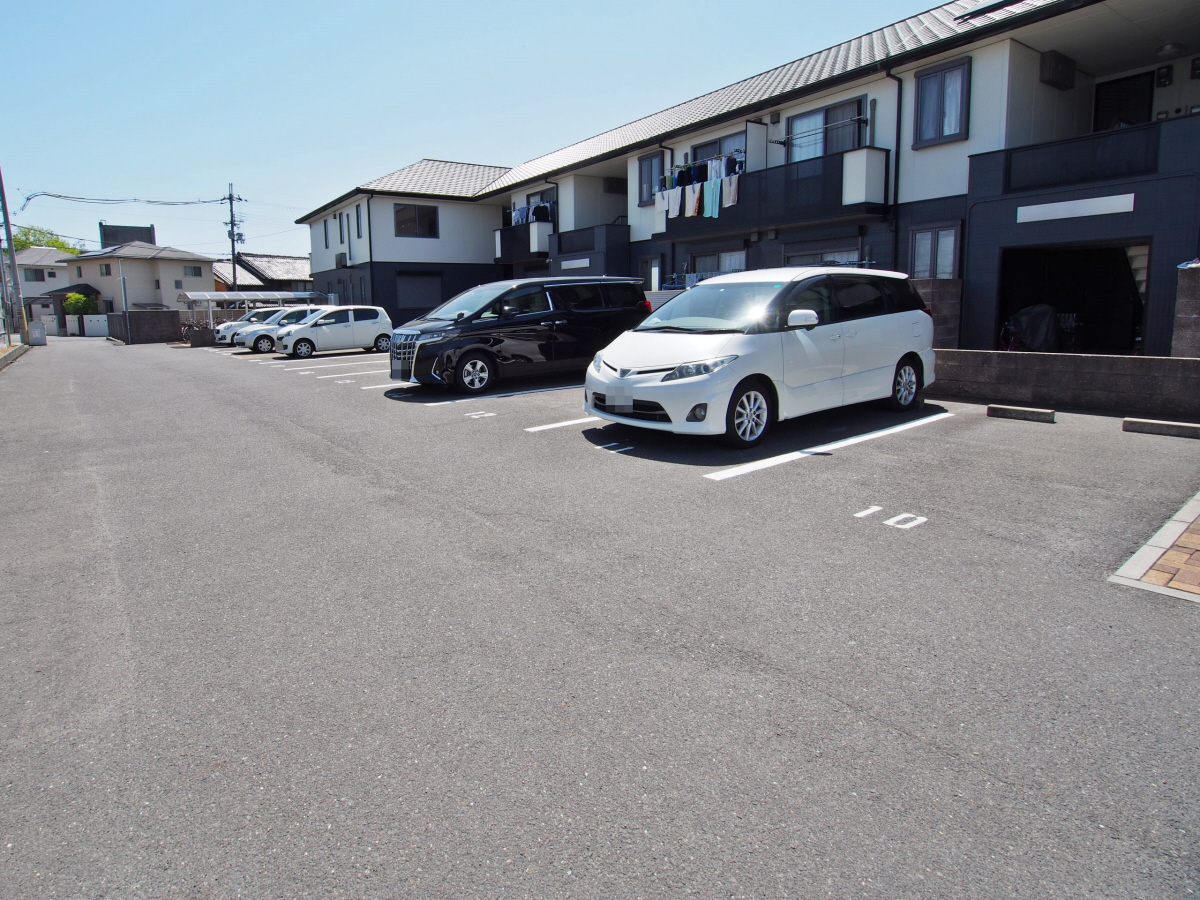 駐車場 写真13