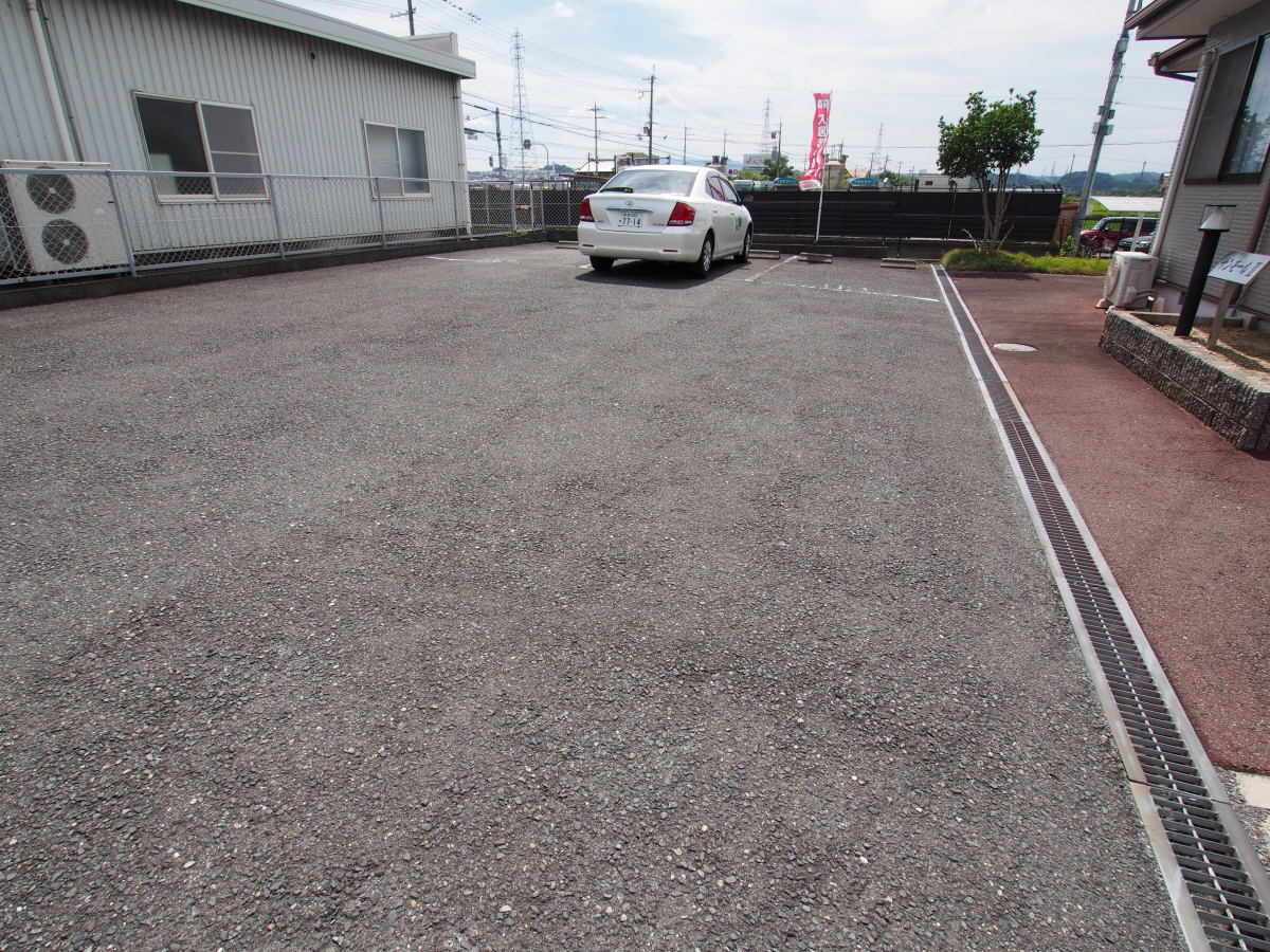 駐車場 写真14