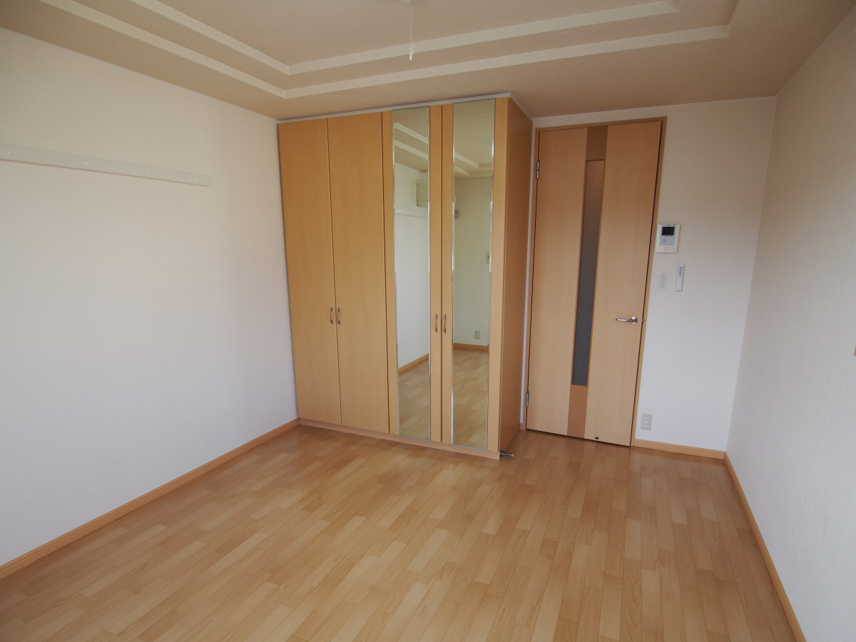 居室 反転タイプお部屋写真【203】 写真3