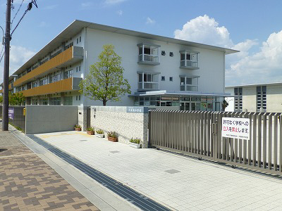 木津南中学校まで550m (徒歩7分) 写真22