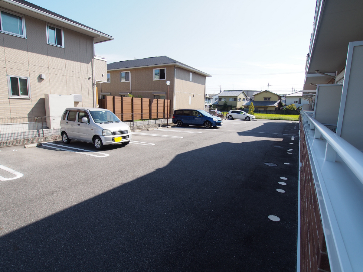 駐車場 写真14
