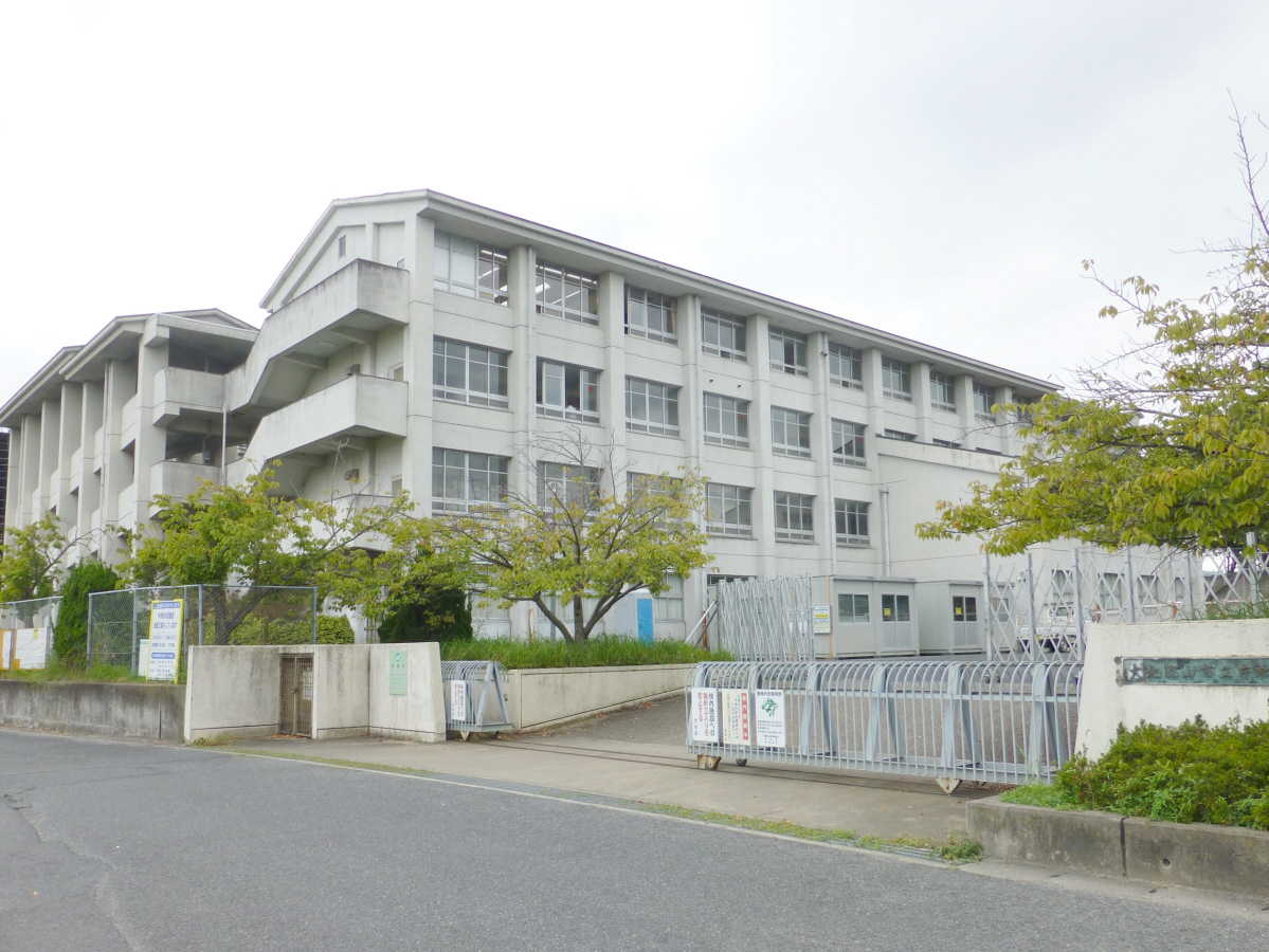 片桐中学校まで900m (徒歩12分) 写真22