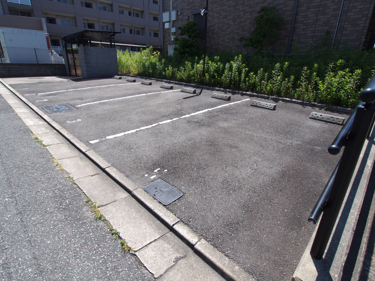 駐車場 写真15