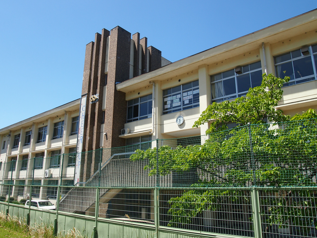 飛鳥中学校まで2342m (徒歩30分) 写真22