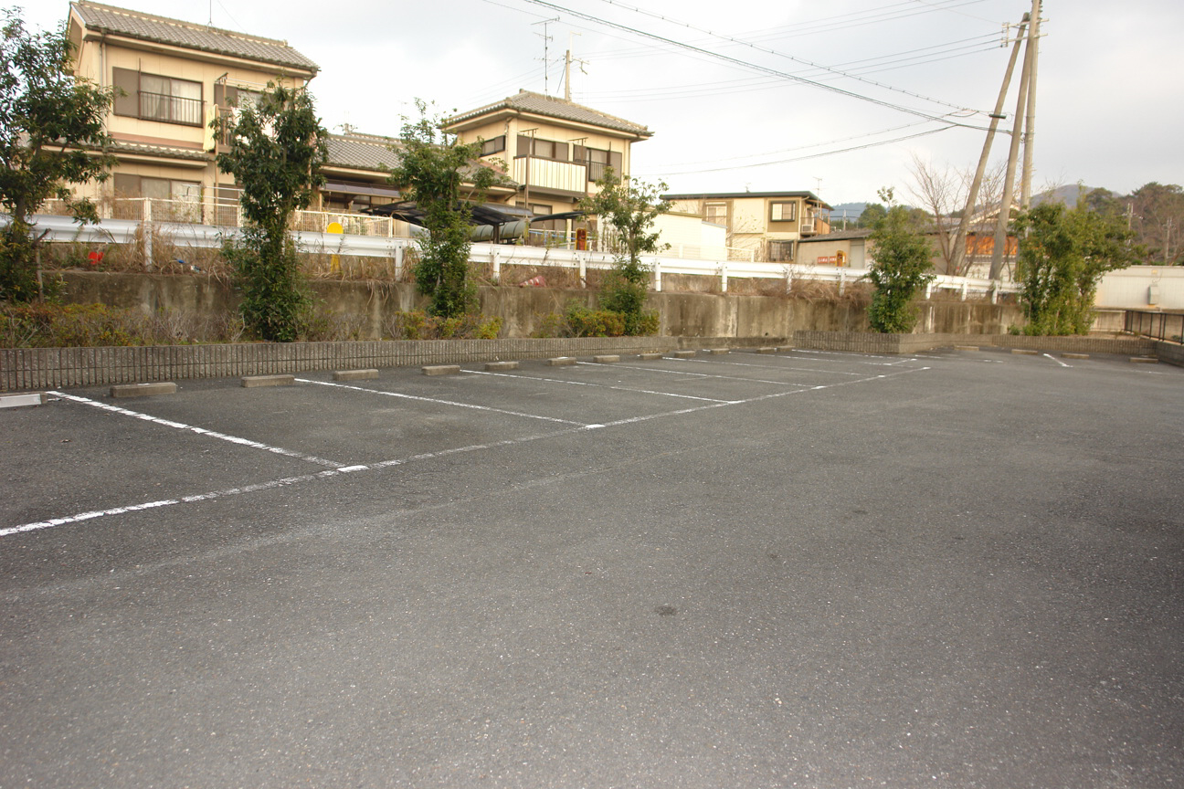 駐車場 写真12