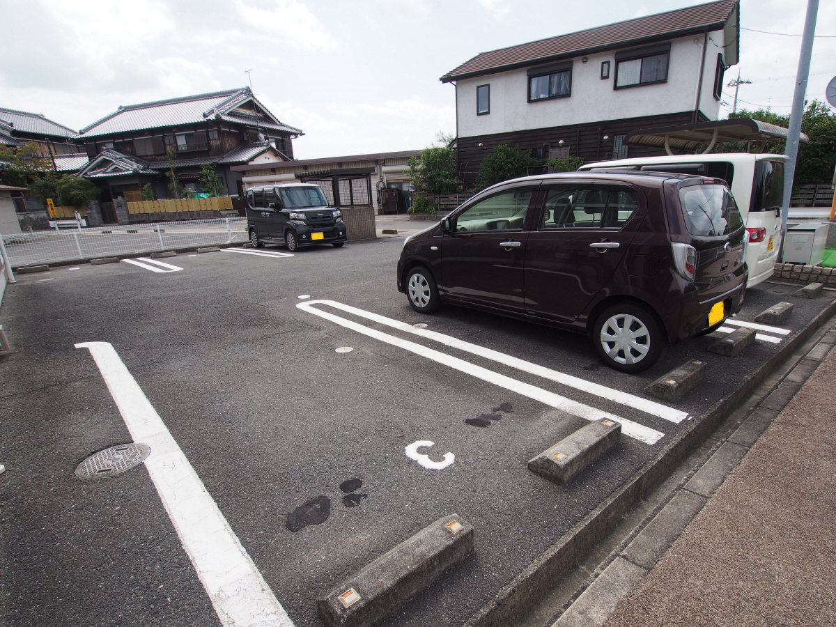 駐車場 写真15