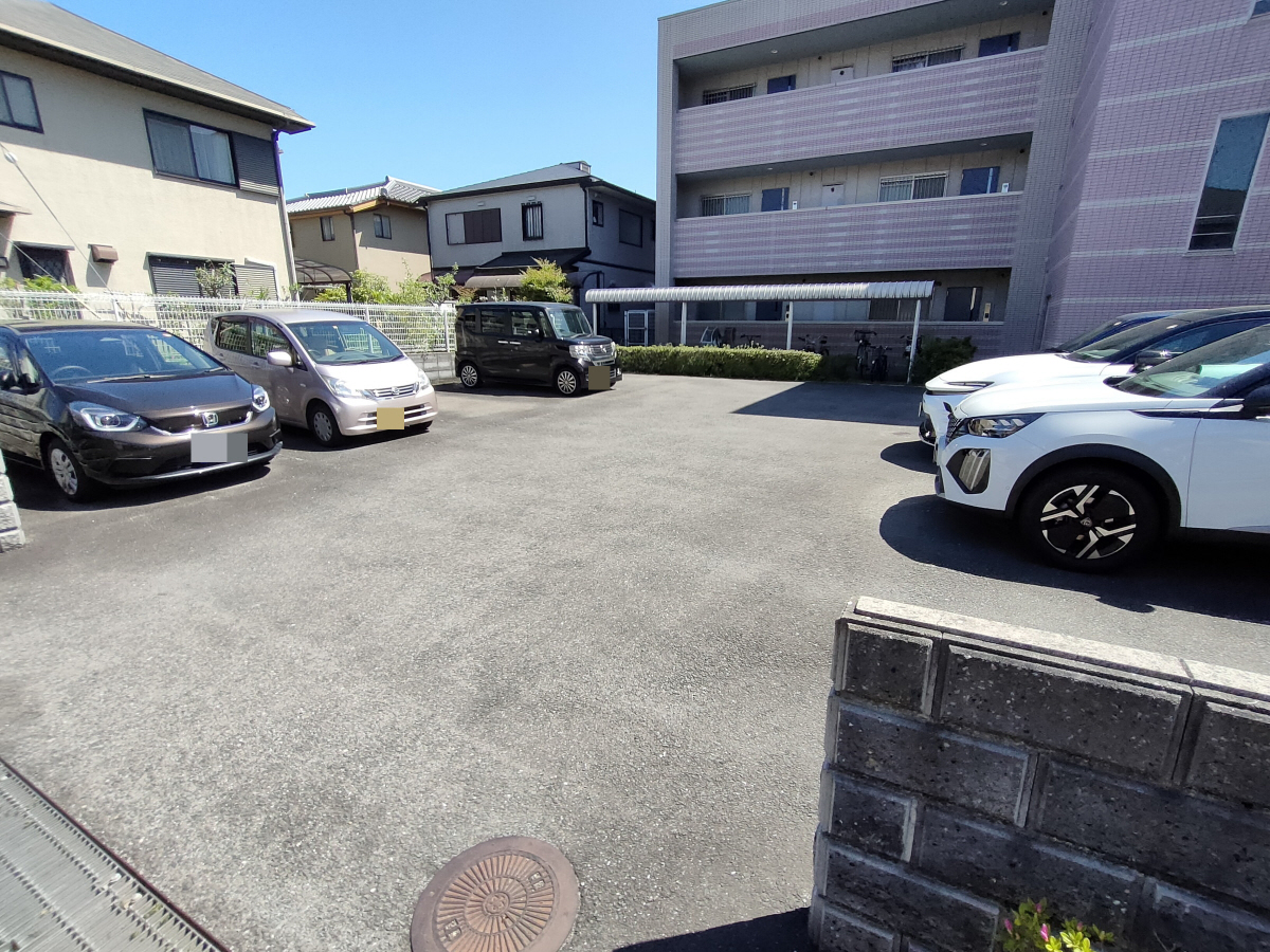 駐車場 写真15